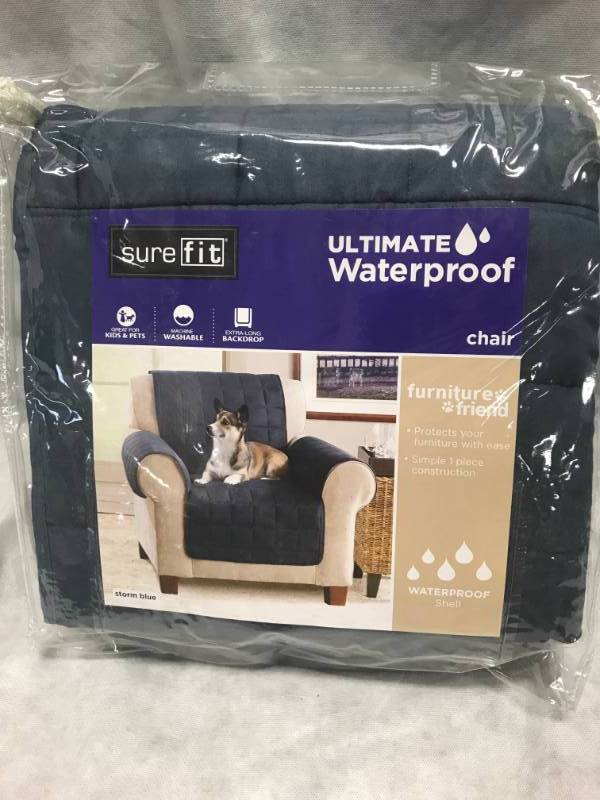 lot 56 image: Ultimate Waterproof Furniture Protective Cover