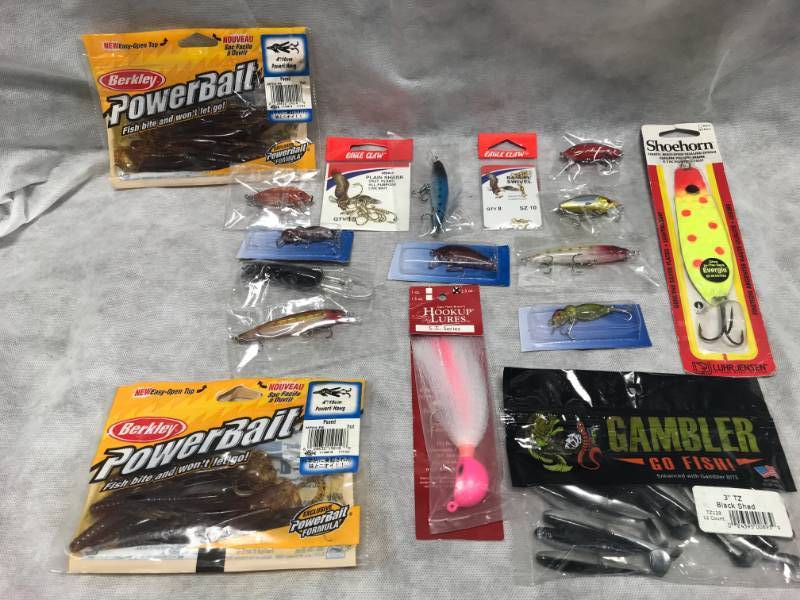lot 85 image: Lot of 17pc Fishing Tackle