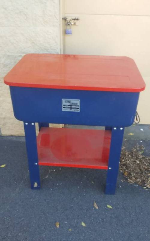 lot 10 image: Parts Washer Model PW-20