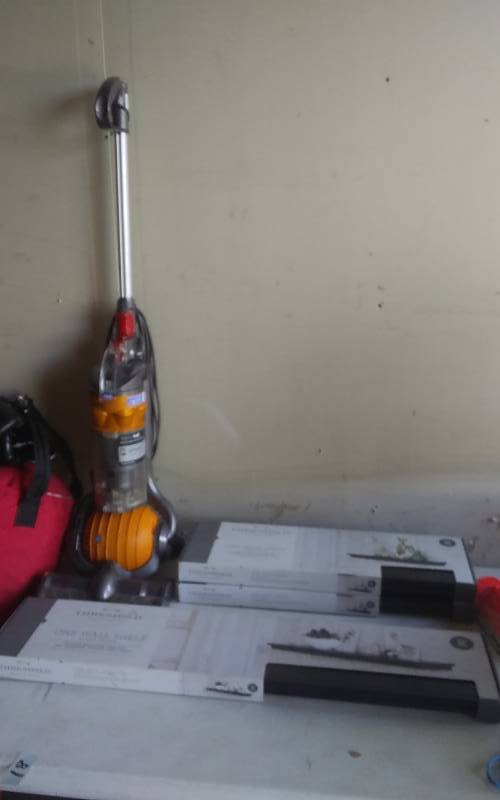 lot 18 image: Dyson Ball Vacuum (Works) DC24 All Floors, Assorted Floating Shelves (New 1-36 Inches, 2-24 Inches)