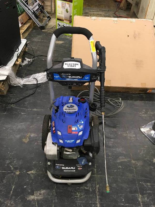 Subaru 3100 PSI Gas Power Washer, Retail $299.99