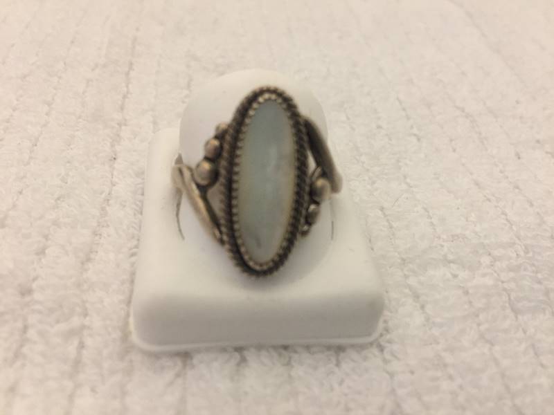 Sterling Silver Ring Mother of Pearl