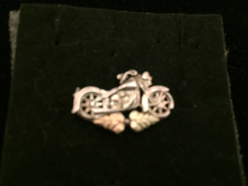 Harley Davidson Sterling & 12kt Gold Tac   Pin