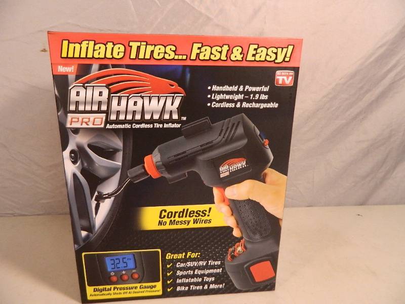 lot 19 image: New Air Hawk Pro
