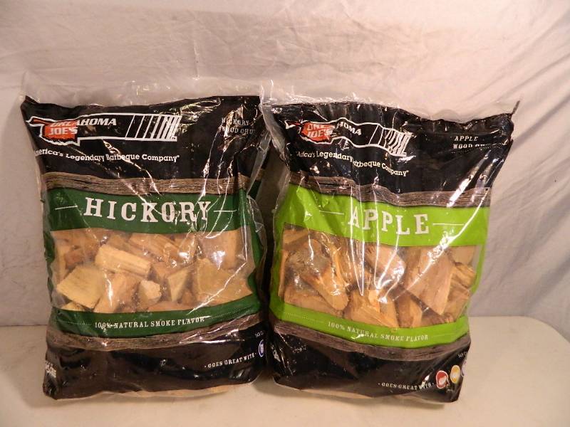 lot 39 image: 2 New Bags of Oklahoma Joes Wood Chips