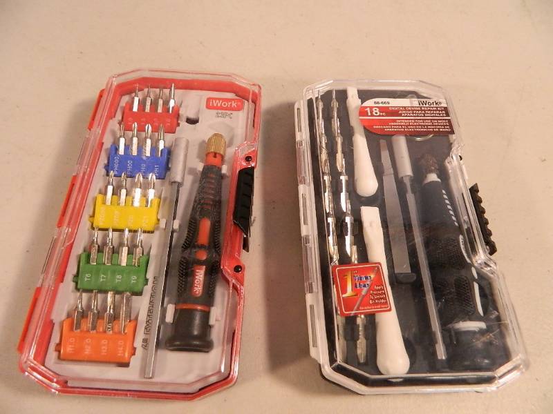 lot 44 image: 2 New IWork Tool Sets
