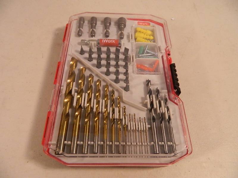 lot 58 image: New IWork 45 Pc Set