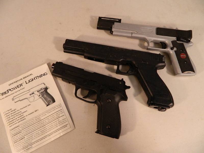 lot 78 image: 3 Air Pistol  BB Guns