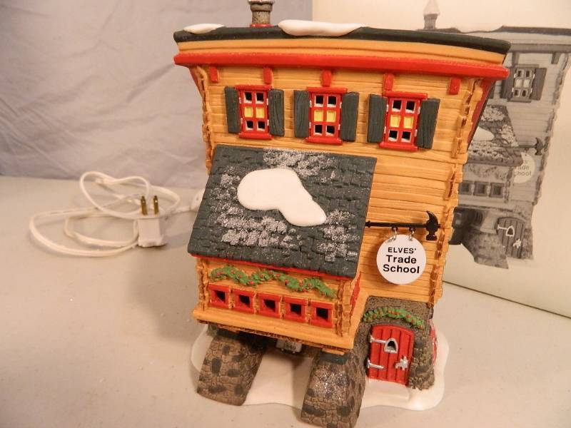 lot 94 image: Department 56 North Pole Series Building