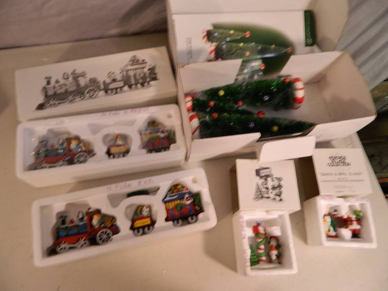 lot 106 image: Lot of Dept 56 Village Sets