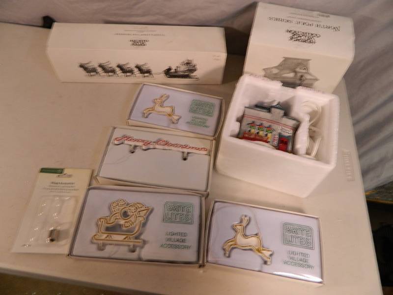 lot 107 image: Lot of Dept 56 Village Sets