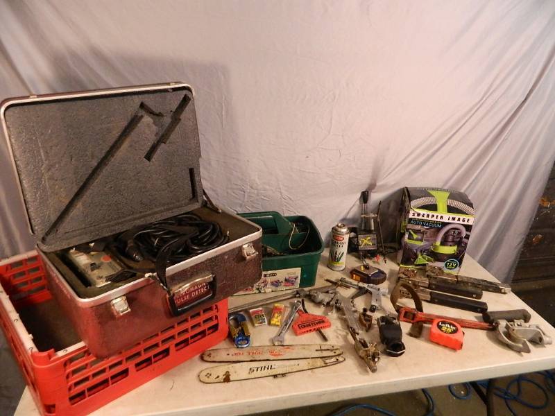 lot 163 image: Tools and Shop Supplies