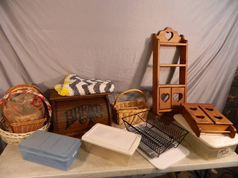 lot 173 image: Breadbox, Rug, Shelves, and More