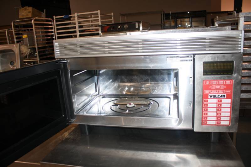 lot 36 image: Vulcan Flash Bake Oven - Model # VFB12 - 240 Volts - 3 Phase - 35 Amps - 27.5 x 21x 19.5- NSF Approved