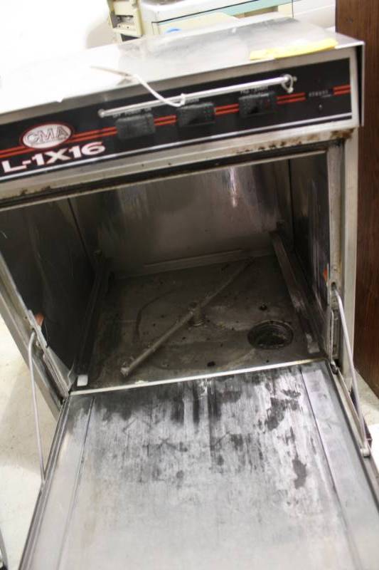 lot 100 image: CMA Commercial Dish Washer