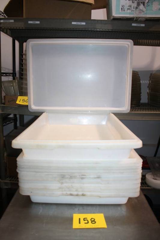 lot 158 image: Containers and Lids