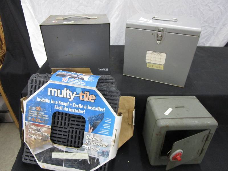 lot 30 image: Multi tile rubber pieces 10 of them, 2 organizers and old safe bank