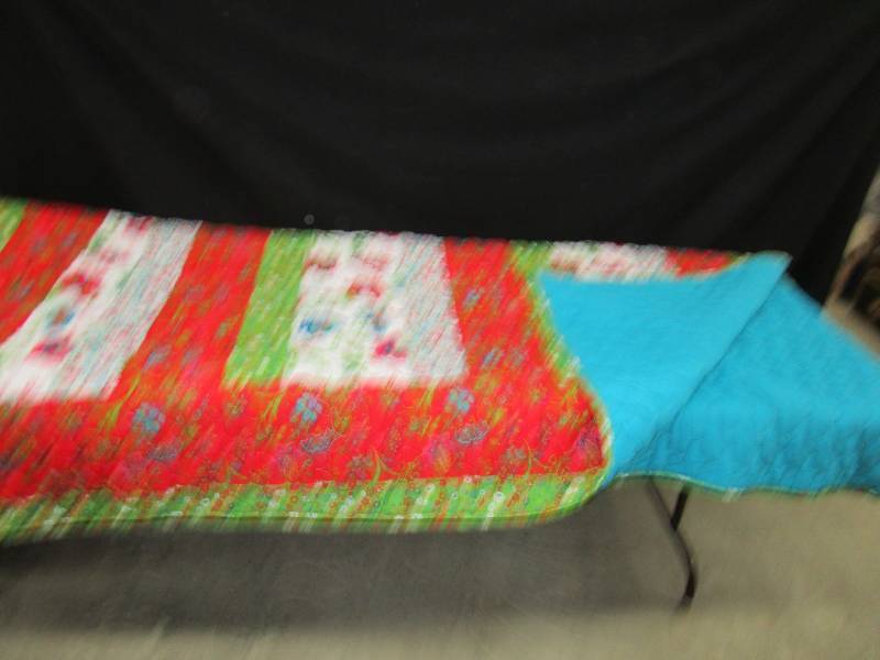 lot 93 image: Beautiful BeadspreadQuilt