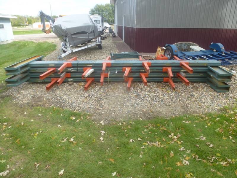 lot 6 image: Cantilever Steel Rack