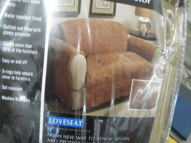 lot 126 image: Faux-Suede Ultimate Furniture Prote...