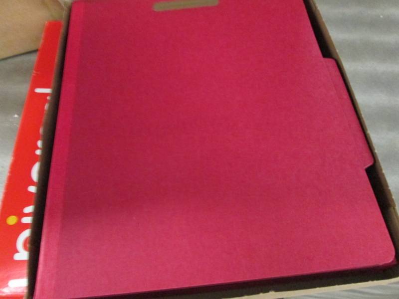 lot 251 image: 5 Boxes of Universal Pressboard Cla...