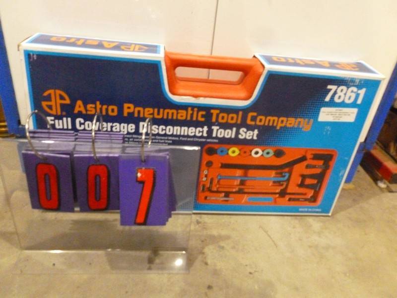 SnS Auctions # 338 Cleaning the warehouse sale