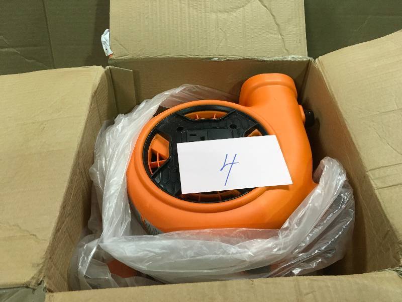 lot 4 image: RIDGID 600 CFM Blower Fan Air Mover With Daisy Chain in good conditions