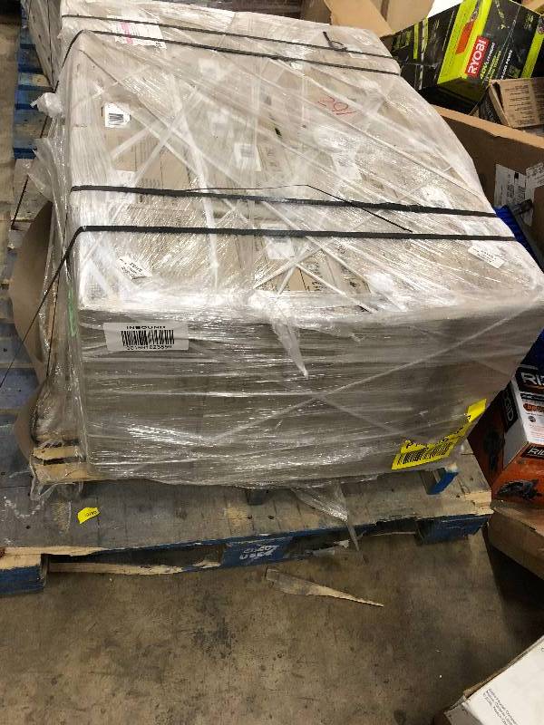 lot 102 image: Merola Tile Braga Classic Encaustic 7-34 in. x 7-34 in. Ceramic Floor and Wall Tile (10.76 sq. ft.  case) 40 cases not used