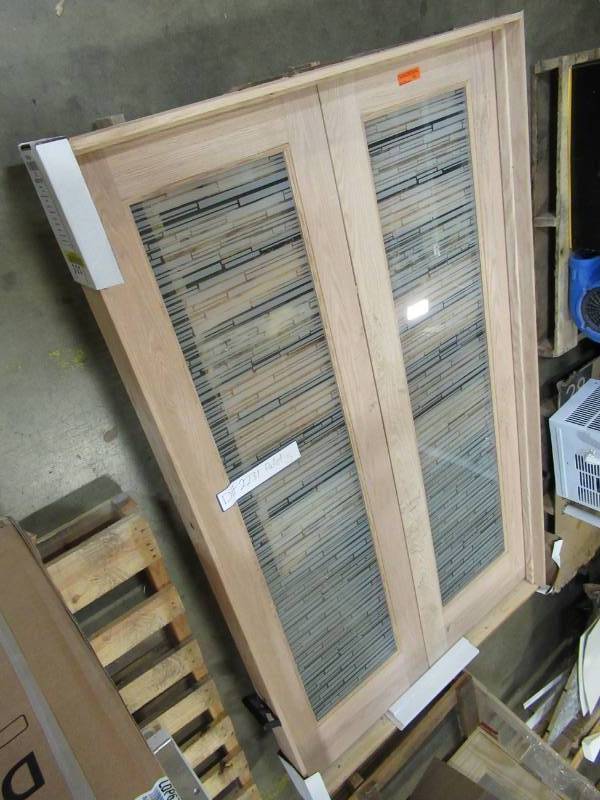 lot 39 image: 48 in. x 80 in. Premium Prehung Wood French Door Frosted Glass Mosaic.