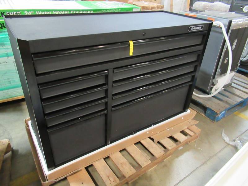lot 2 image: Husky 52 in. 9-Drawer Industrial Tool Cabinet H52CH6TR9HD