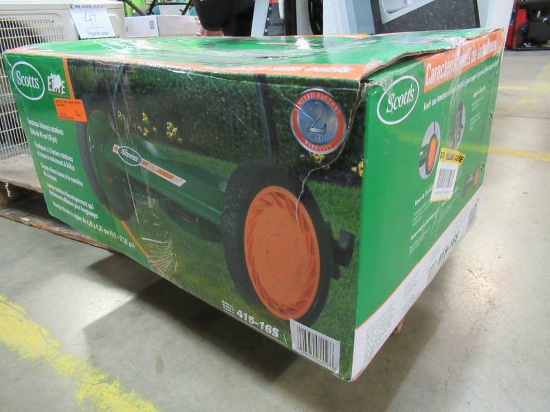 lot 118 image: Scotts 16 in. Walk-Behind Push Reel Lawn Mower, Model 415-165.