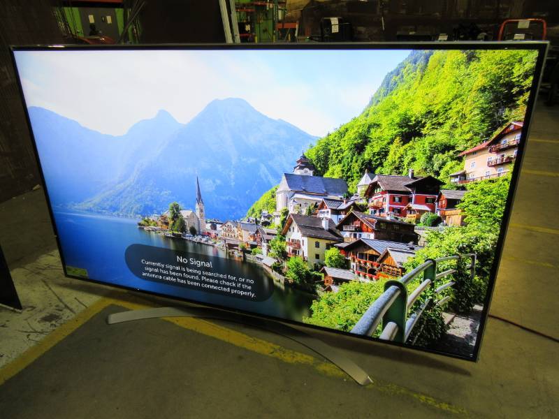lot 6A image: SCRATCHED - LG 86 Class SJ9570 Series - 4K Ultra HD, Smart, LED TV - 2160p, 120Hz (86SJ9570)