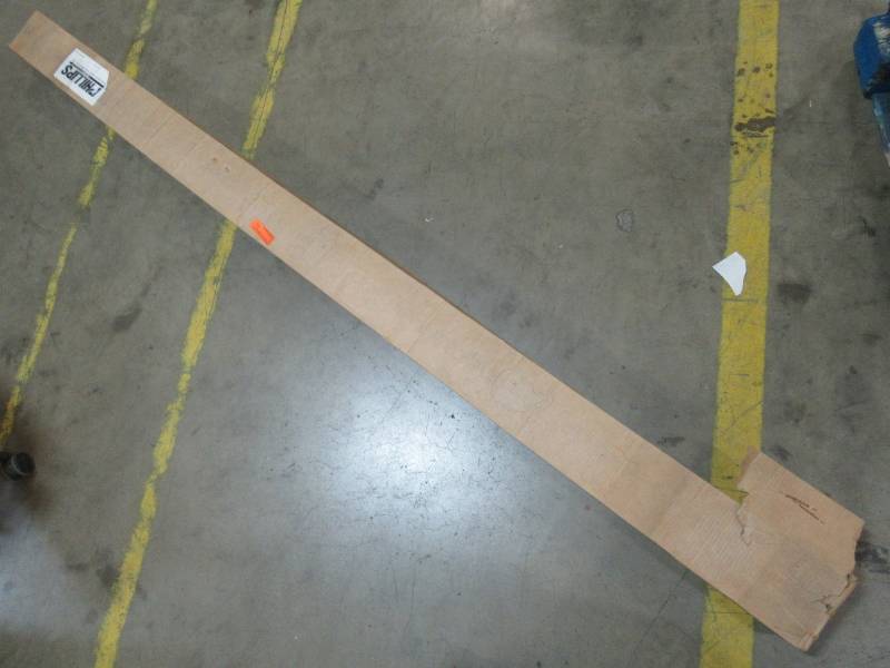lot 124 image: Phillips Manufacturing Co. 1.5-in x 8-ft Metal Corner Bead KALZRC8