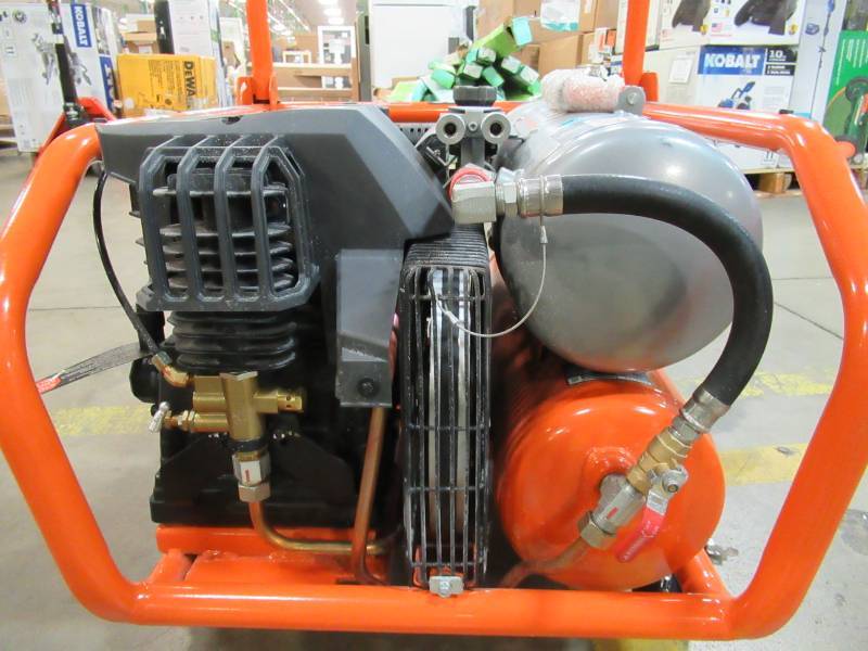 Ridgid Zero Gravity 8 Gal. Gas Power Air Compressor, Model GP80150RTB