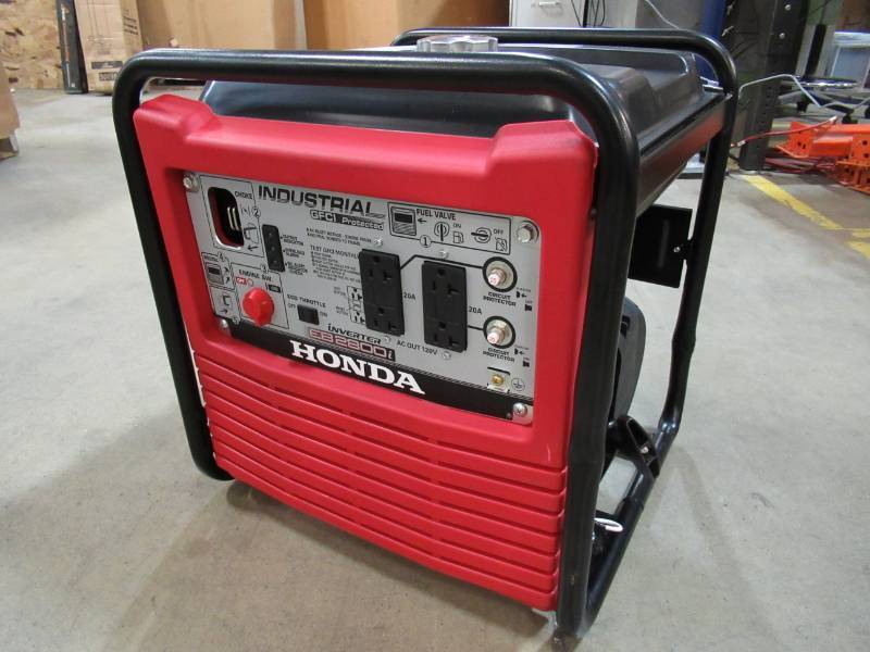 lot 5 image: Honda 2,800-Watt Gasoline Powered Portable Industrial Inverter Generator with Eco-Throttle and Oil Alert