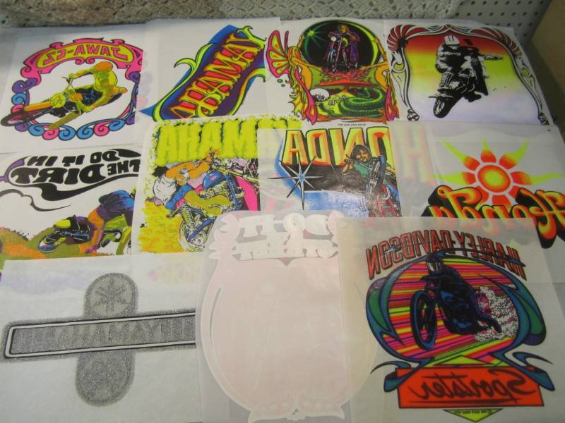 lot 89 image: Lot of 11 Misc Motorcycle Heat Pres...