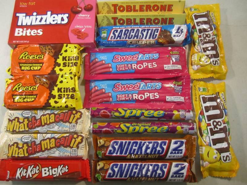 lot 116 image: Mixed Lot of Candy Bars Etc Best by...