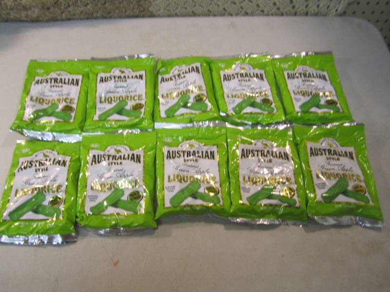 lot 121 image: 10 Bags of Wiley Wallaby Austrailia...