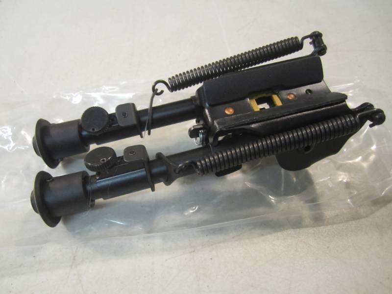lot 140 image: Lot of 3 - Adjustable 6- 9 Rifle ...