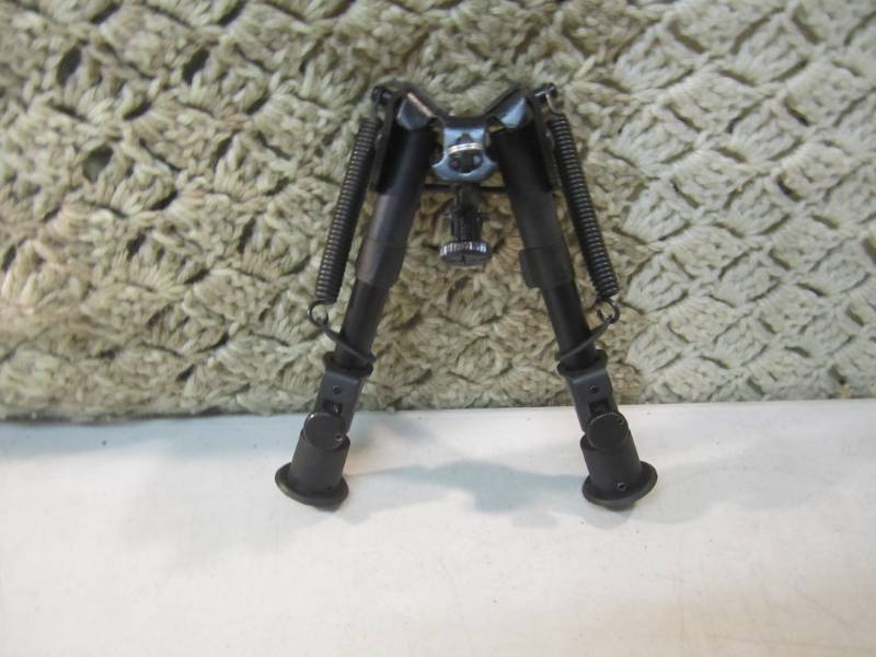 lot 141 image: Lot of 3 - Adjustable 6- 9 Rifle ...