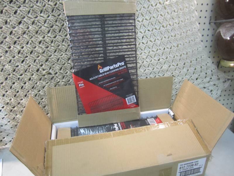 lot 162 image: Case of 8 Grill Parts Pro Adjustabl...