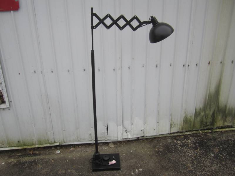 lot 247 image: Expandable Floor Lamp Black 58.5 t...