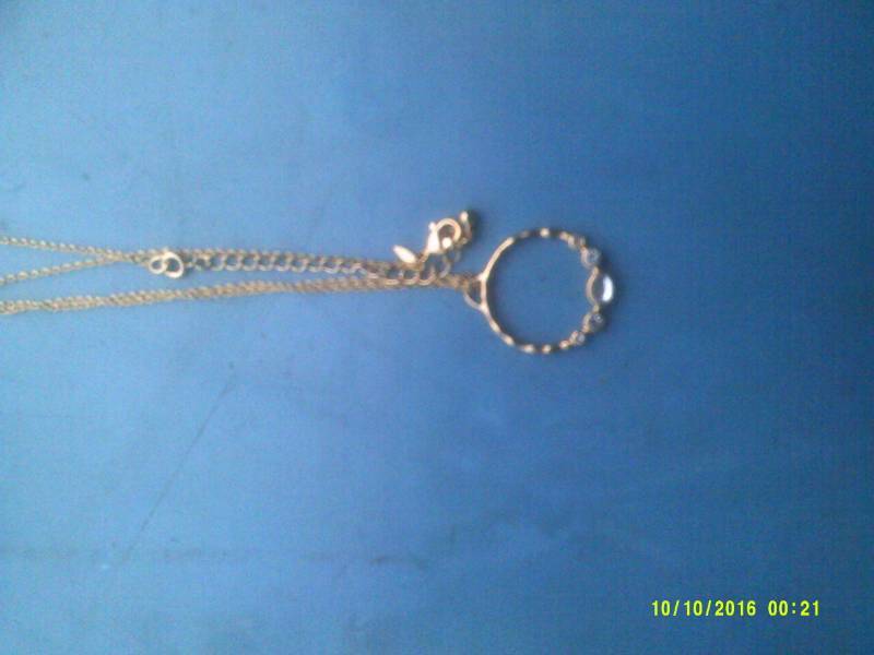 GOLD NECKLACE AND PENDANT WITH DIAMOND