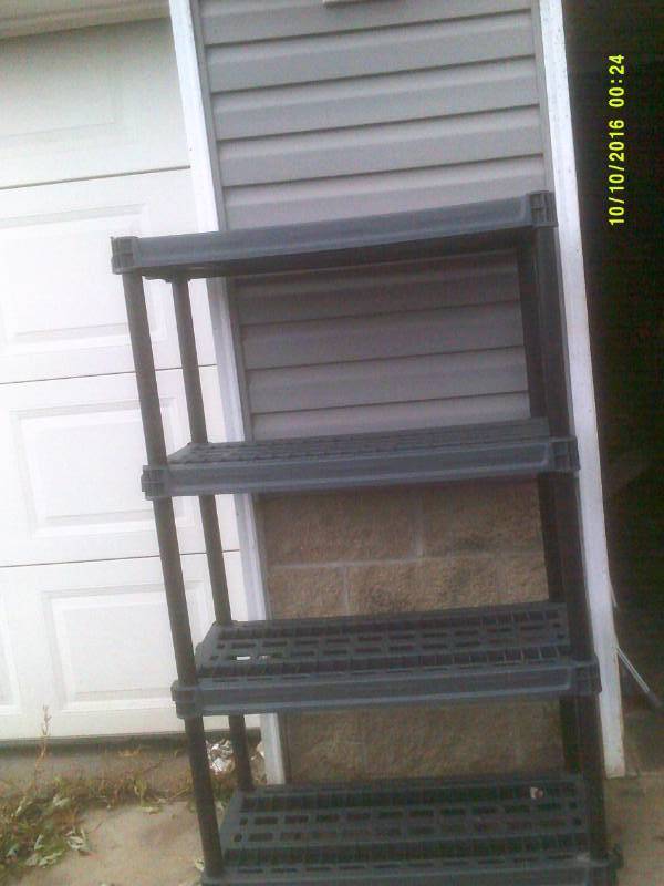 4 TIER PLASTIC SHELF