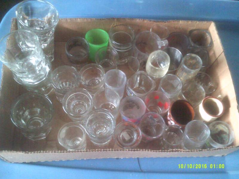 FLAT OF SHOT GLASSES