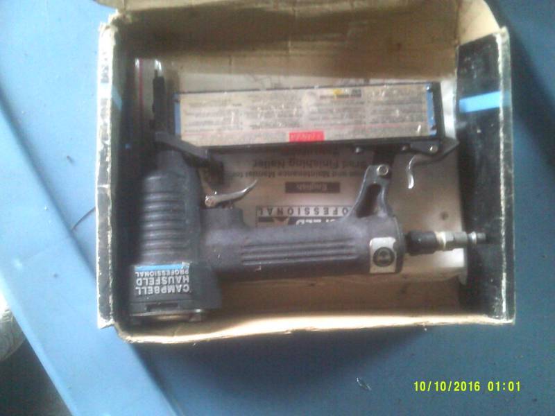 HAUSINFIELD AIR STAPLER