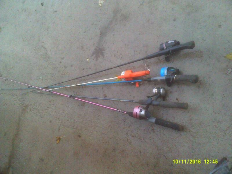 5 ROD AND REELS