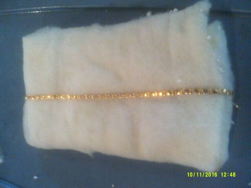 gold and diamond NECKLACE