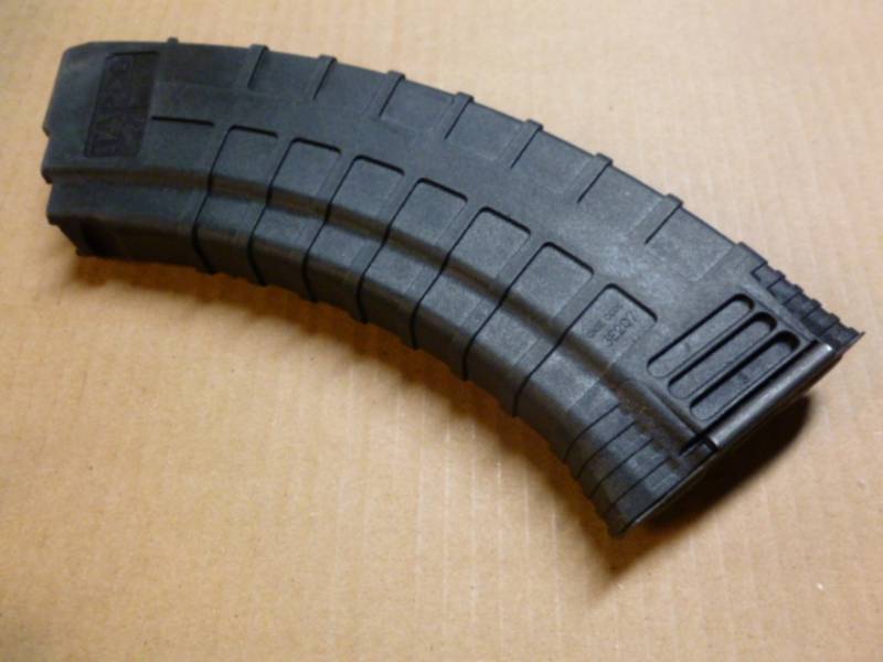 lot 10 image: Rifle Clip