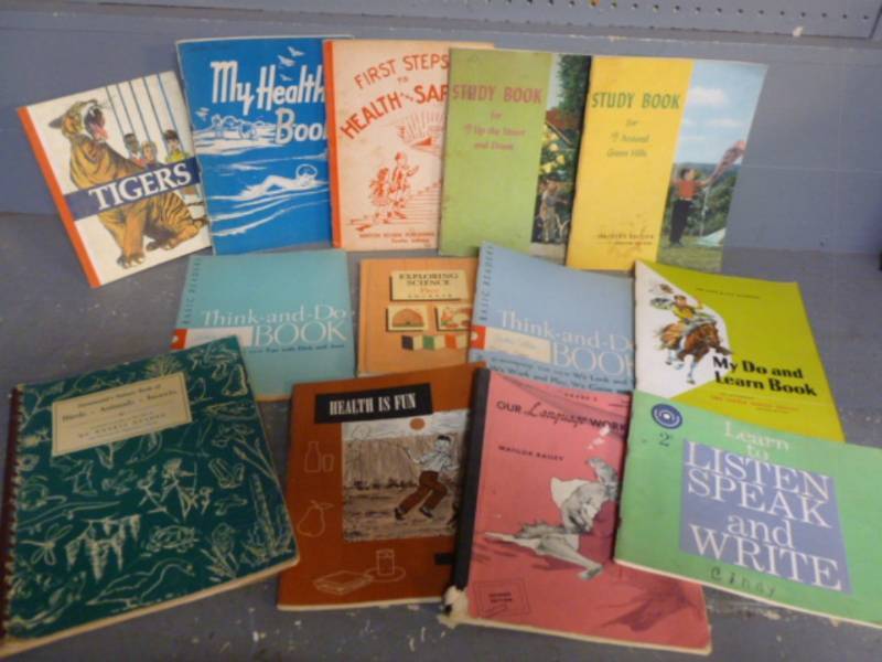 lot 104 image: Vintage Books